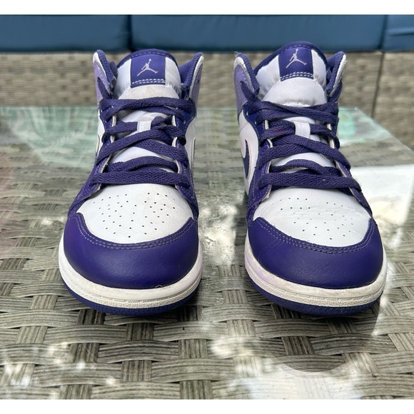 Nike Air Jordan 1 Mid GS “Purple Venom / Fierce Purple”– Youth Size 3Y - Picture 5 of 7